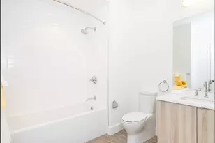 2 W Sixth St, Boston, MA 02127 - Photo 7