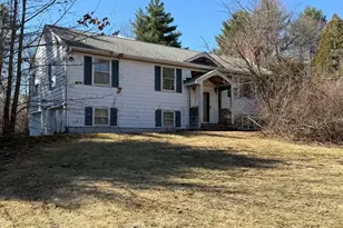 125 Brookfield Rd, Sturbridge, MA 01518 - Photo 1