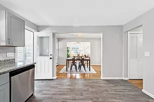 95 Stark Ave, Revere, MA 02151 - Photo 11