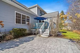 15 Winterberry Dr, Franklin, MA 02038 - Photo 35