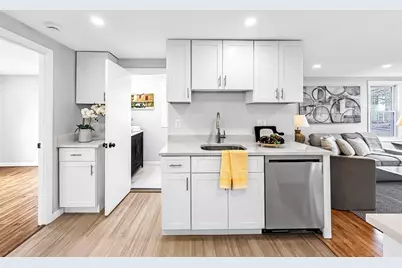 87 Arborway Dr, Braintree, MA 02184 - Photo 19