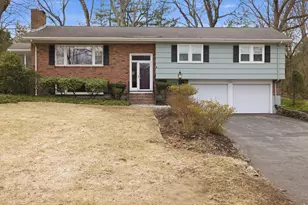 18 Baskin Rd, Lexington, MA 02421 - Photo 1