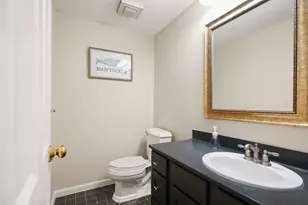 8 Bellingham Ct, Middleton, MA 01949 - Photo 17