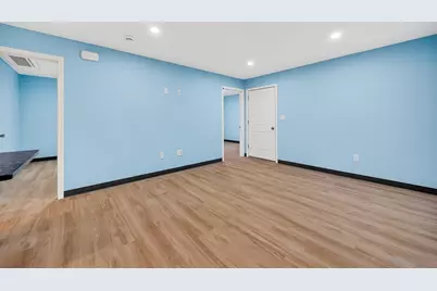 16 Washburn St, New Bedford, MA 02740 - Photo 25