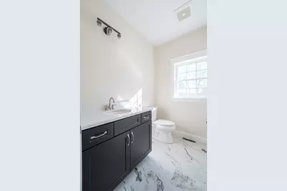 99 W River St, Upton, MA 01568 - Photo 13