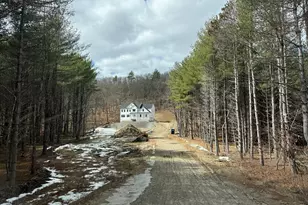 99 W River St, Upton, MA 01568 - Photo 3