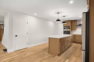 33 Donahue Way, Stoughton, MA 02072 - Photo 13