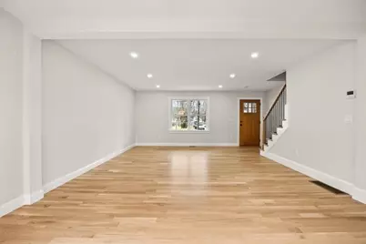 33 Donahue Way, Stoughton, MA 02072 - Photo 7