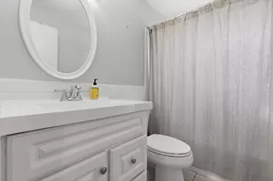 47-49 Boutwell St, Boston, MA 02122 - Photo 11