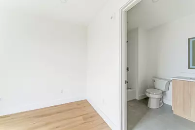 1035 Commonwealth Ave #201, Boston, MA 02215 - Photo 15
