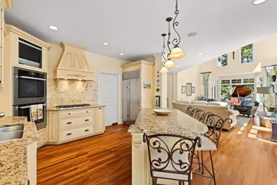 4 Furlong Cir, Lakeville, MA 02347 - Photo 9