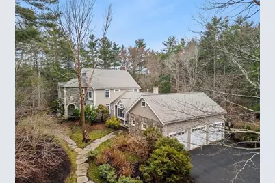 4 Furlong Cir, Lakeville, MA 02347 - Photo 1