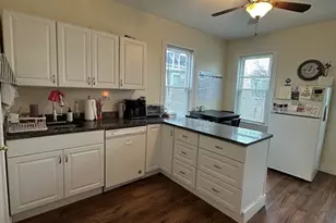 194 H St, Boston, MA 02127 - Photo 1