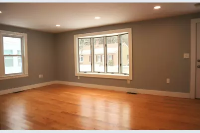 17 Maple St, Westford, MA 01886 - Photo 9