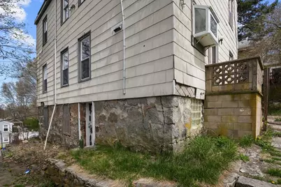 213 Weetamoe St, Fall River, MA 02720 - Photo 33