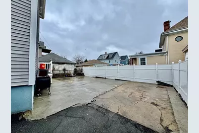 493 Summer St, Lynn, MA 01905 - Photo 3