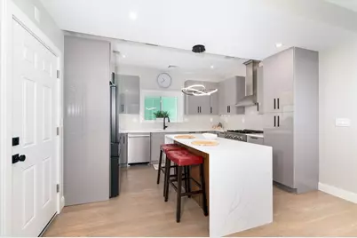 13 Arlington St #B, Somerville, MA 02145 - Photo 5