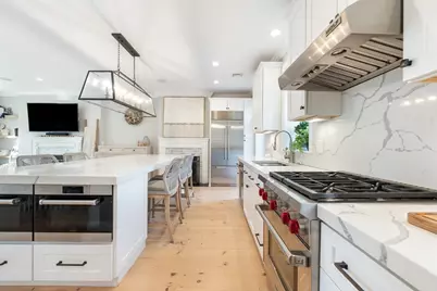 117 Baldwin St, Boston, MA 02129 - Photo 5