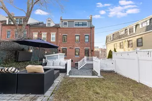 117 Baldwin St, Boston, MA 02129 - Photo 35
