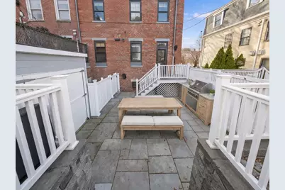 117 Baldwin St, Boston, MA 02129 - Photo 31
