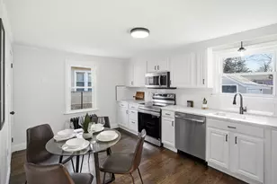 126 Windemere St, Springfield, MA 01104 - Photo 7