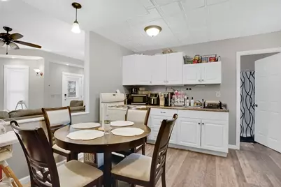 40 Laurel St, Holyoke, MA 01040 - Photo 29