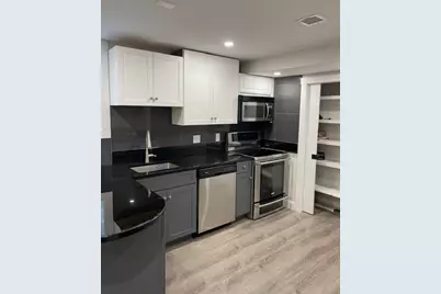 8 Derby Rd #1-A, Watertown, MA 02472 - Photo 3