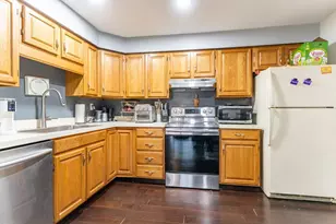 610 S Franklin St, Holbrook, MA 02343 - Photo 3