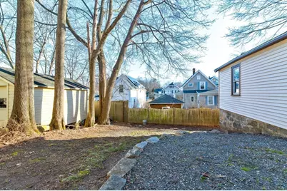 165 Whitwell St, Quincy, MA 02169 - Photo 9