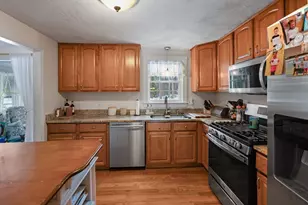 41 Sherwood Dr, Haverhill, MA 01835 - Photo 9