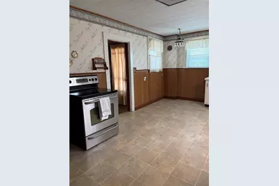319 West, Reading, MA 01944 - Photo 7