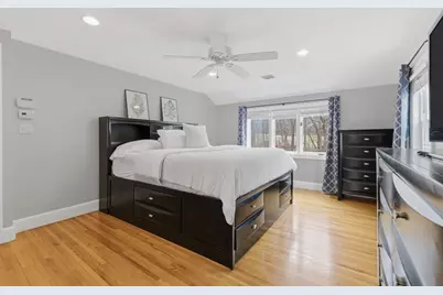 768 Lynn Fells Pkwy, Melrose, MA 02176 - Photo 25