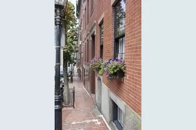 26 Irving Street #1, Boston, MA 02114 - Photo 9