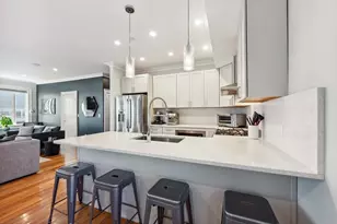 17 Vinton St, Boston, MA 02127 - Photo 7