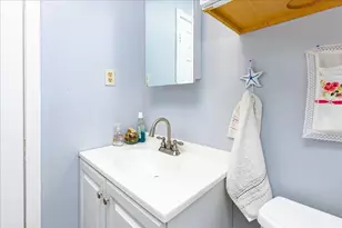 945 Riverside Dr, Methuen, MA 01844 - Photo 19