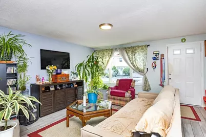 945 Riverside Dr #8A, Methuen, MA 01844 - Photo 3