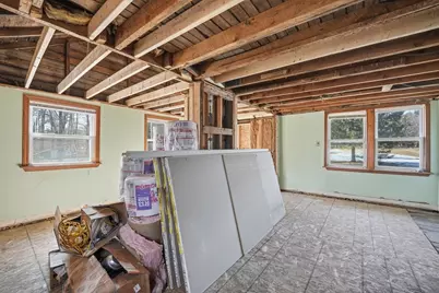 5 Torrey St, Easthampton, MA 01027 - Photo 15