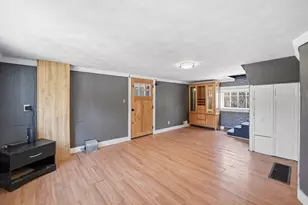 5 Torrey St, Easthampton, MA 01027 - Photo 5