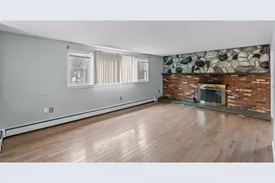 323 Flagg St #2, Bridgewater, MA 02324 - Photo 9