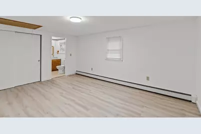 323 Flagg St #2, Bridgewater, MA 02324 - Photo 13