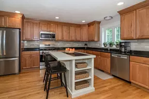20 Walnut St, Foxboro, MA 02035 - Photo 9