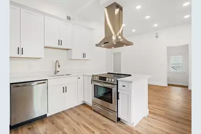 14 William St #4, Worcester, MA 01609 - Photo 3