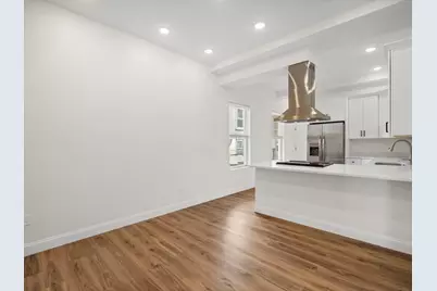 14 William St #4, Worcester, MA 01609 - Photo 5