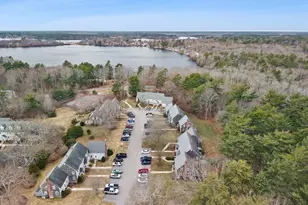 561 Twin Lakes Dr, Halifax, MA 02338 - Photo 3