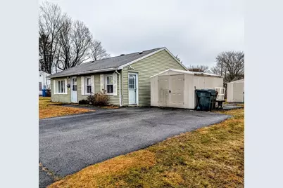 5 Clarendon Rd, Auburn, MA 01501 - Photo 1