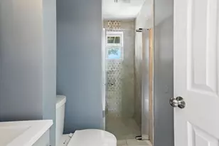 582 Eastern Ave, Lynn, MA 01902 - Photo 23