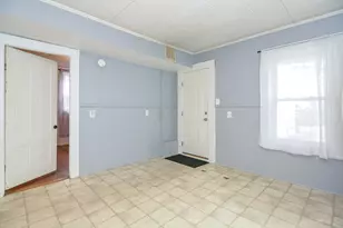 23 Grove St, Haverhill, MA 01832 - Photo 11