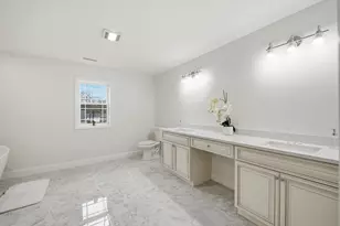 110 Crystal Brook Dr, Springfield, MA 01118 - Photo 39