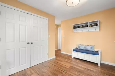 51 Winslow Rd, Reading, MA 01867 - Photo 5