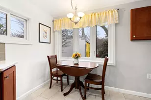 51 Winslow Rd, Reading, MA 01867 - Photo 11